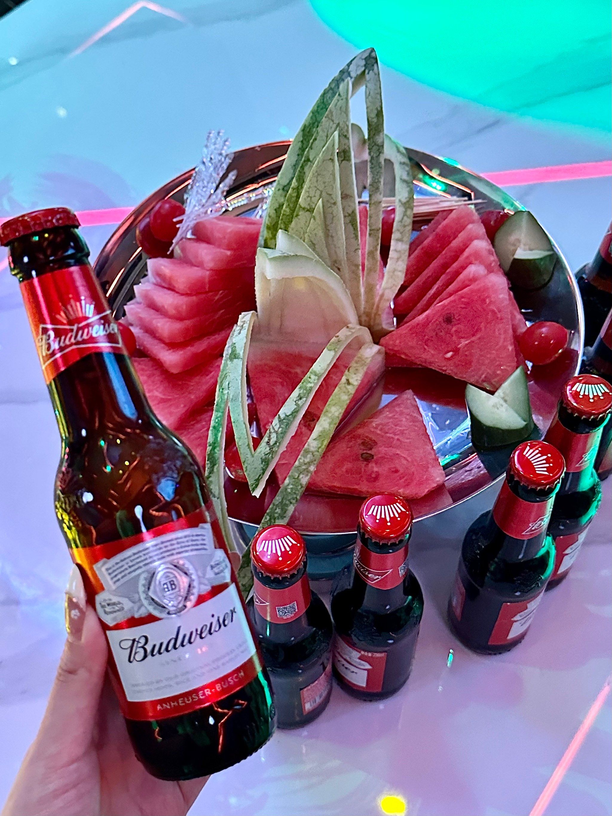 天津商务ktv多少钱一个小时参考-津南区ktv预定